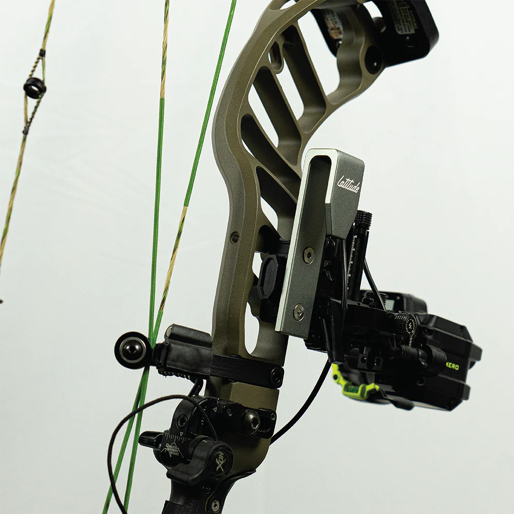 Latitude Outdoors Fixed Bow Hanger