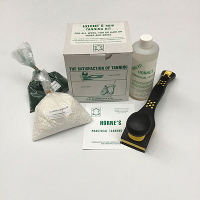 D.S Horne Green Pack Mini Tanning Kit With Scraper